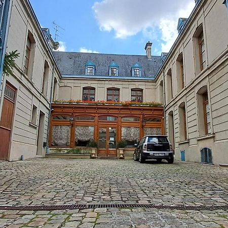 Hotel Particulier Des Canonniers 생캉탱 외부 사진