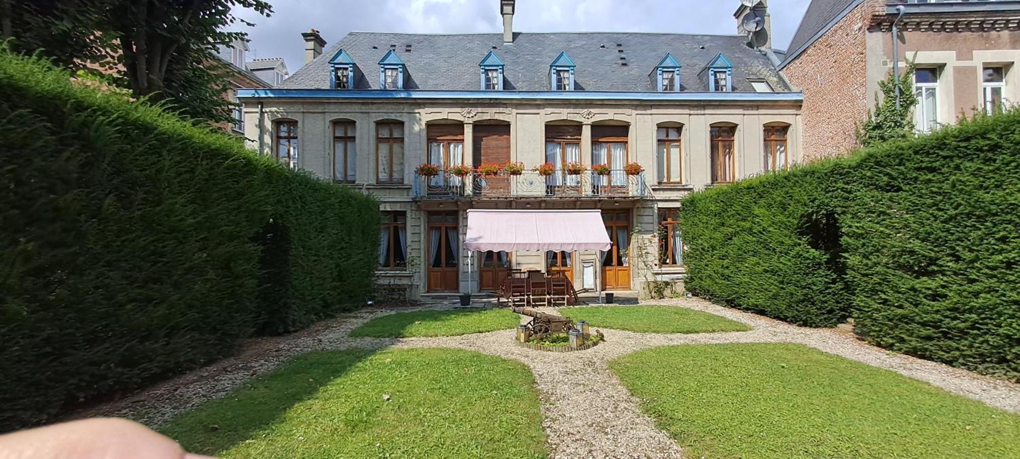 Hotel Particulier Des Canonniers 생캉탱 외부 사진